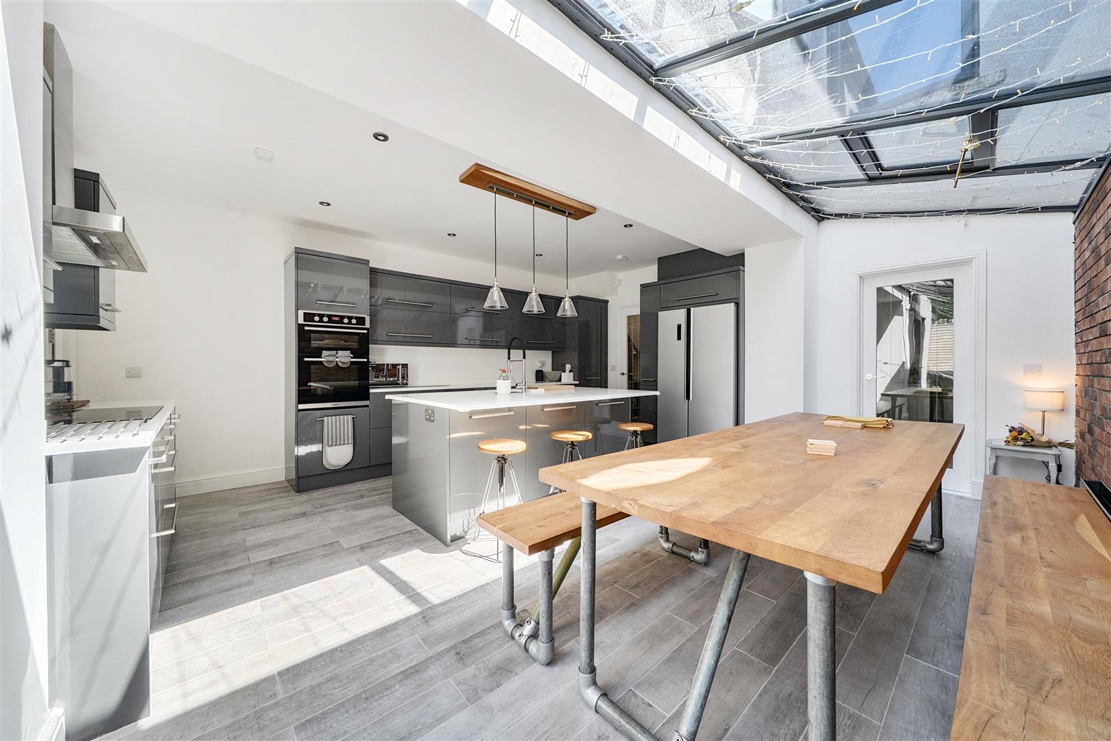Montpelier Terrace, Mount Pleasant, Swansea, SA1 6JW